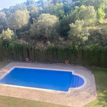 Apartmán Piso Con Piscina Y Playa A 300m *
