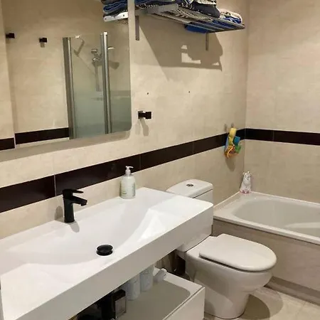 Piso Con Piscina Y Playa A 300m Apartmán